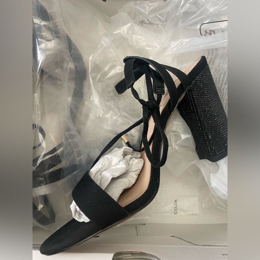 ✨LAST CHANCE ✨Aldo Black Sparkle Block Heels